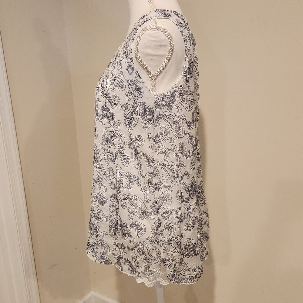 VIA Signoria White and Blue Silk Paisley Sleeveless Blouse Large (Made in Italy) - Picture 7 of 9